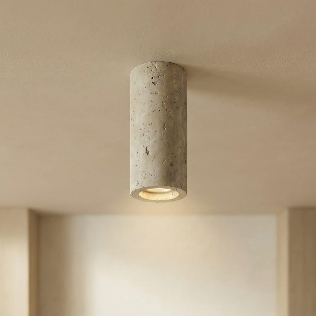 Spot plafonnier japandi travertin naturel minimaliste beige.