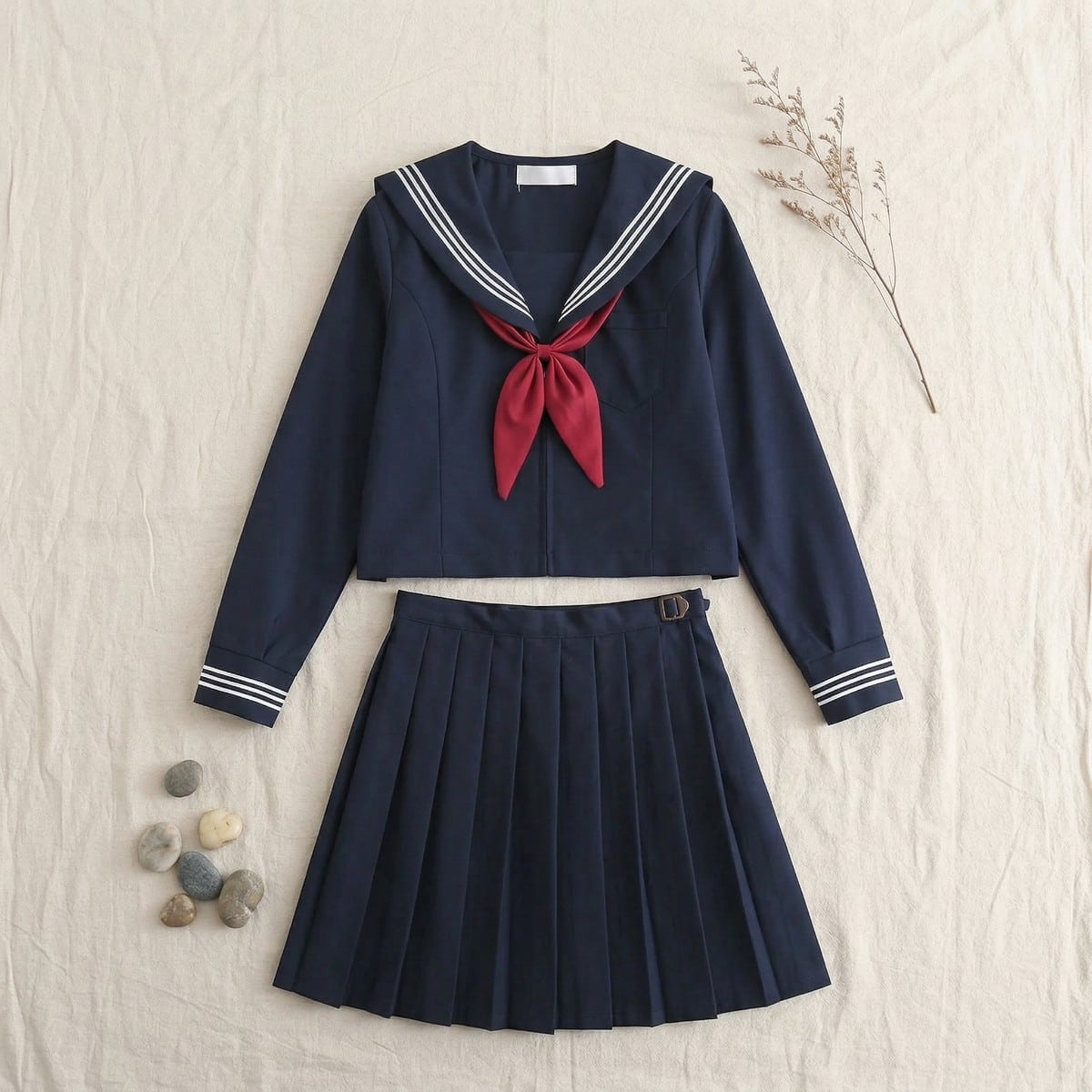 Uniforme scolaire japonais fille bleu marine — style japandi